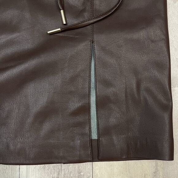 House of Harlow Faux Leather Pencil Skirt Ruched Side Slit XS Chocolate Brown - Picture 3 of 10